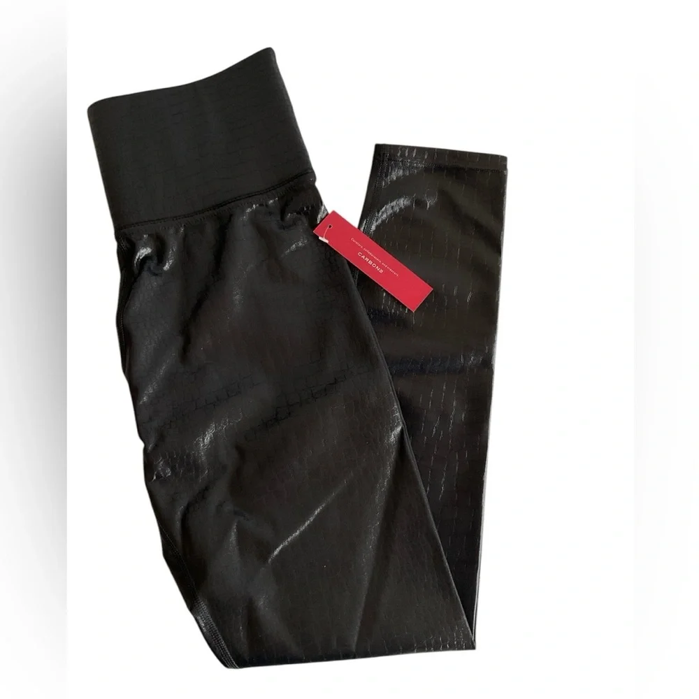 Carbon 38 Croc Takara Shine High-Waisted Black Leggings - Picture 4 of 8